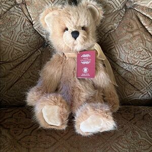 Charlie Bears Beanstalk CB245381B Plush